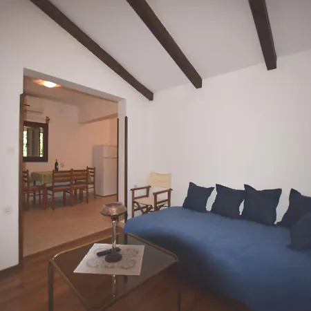 Modern Apartment In Banjole With Pool *