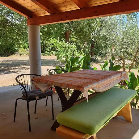 Appartamento Modern In With Pool