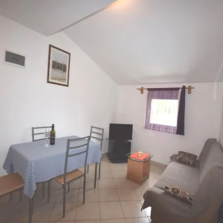 Appartamento Modern In With Pool