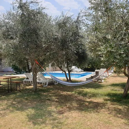 Appartamento Modern In With Pool Banjole